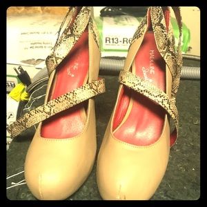 Madeline Stuart Pumps